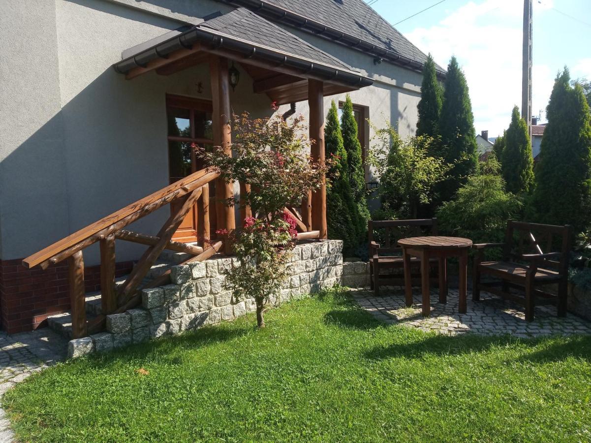 Bocianowka Z Sauna I Fotelem Masujacym W Cenie อุสทรอน ภายนอก รูปภาพ