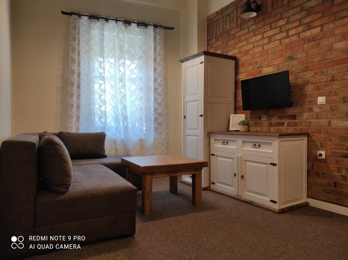Bocianowka Z Sauna I Fotelem Masujacym W Cenie อุสทรอน ภายนอก รูปภาพ