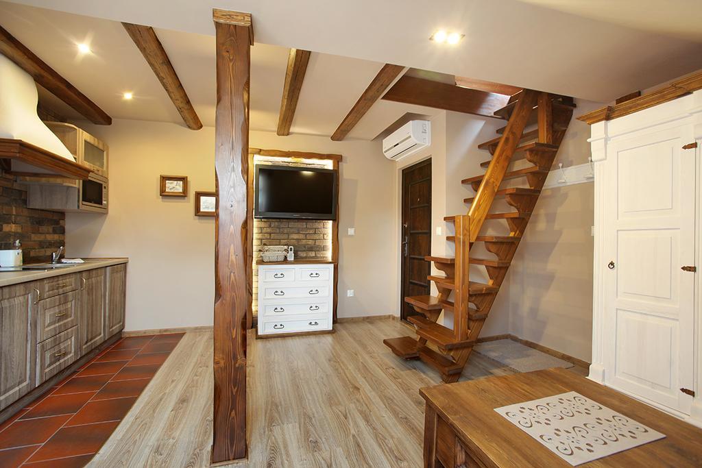 Bocianowka Z Sauna I Fotelem Masujacym W Cenie อุสทรอน ภายนอก รูปภาพ
